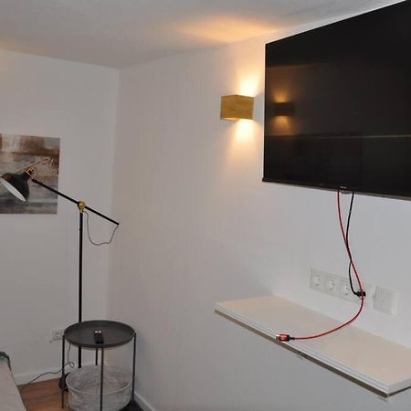 Stadtnaher Heller Souterrain Apartment Oldenburg Ngoại thất bức ảnh