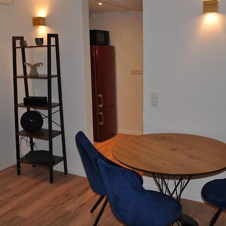 Stadtnaher Heller Souterrain Apartment Oldenburg Ngoại thất bức ảnh